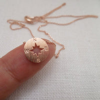 Rose Gold Color Mini Circle Disc Pendant Compass Necklace Women Men's Souvenir Gifts Stainless Steel Link Chain Chocker Necklace